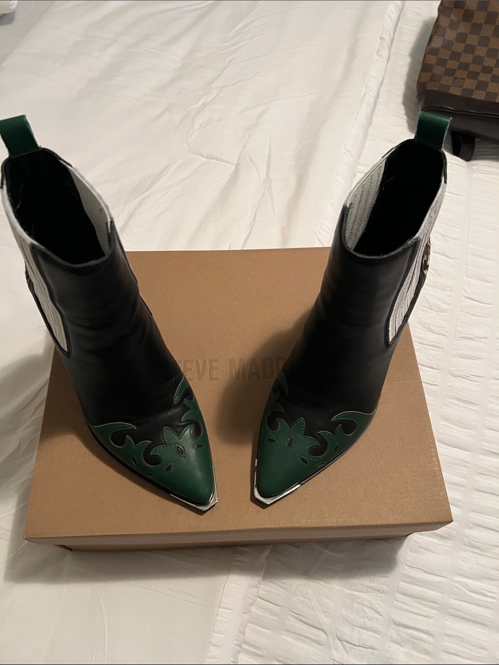 Steve Madden Black and Green Pointed Toe Western-Style Ankle Boots